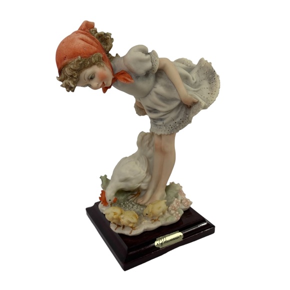 GIUSEPPE ARMANI BE GOOD CHICKS "Be Good Chicks" Figurine Florence Italy - Picture 2 of 10